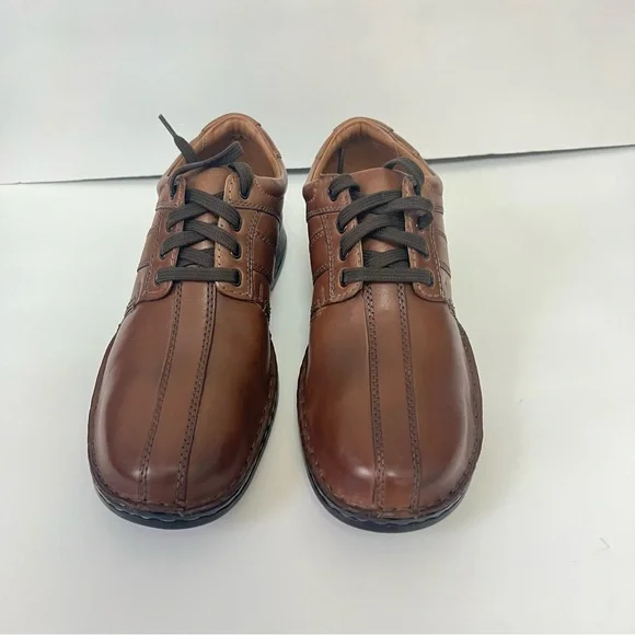 Clarks Men’s Brown Leather Touareg Vibe Wide Width Lace Up Classic Formal Shoes